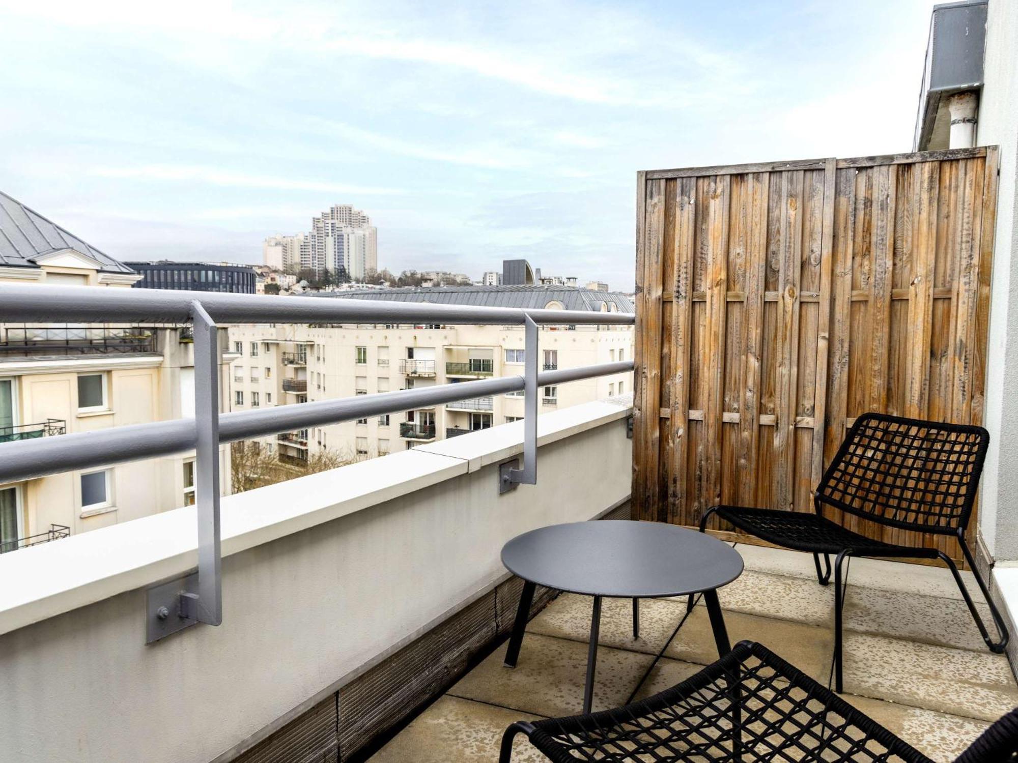 Ibis Budget Issy Les Moulineaux Paris Ouest Hotel Exterior photo