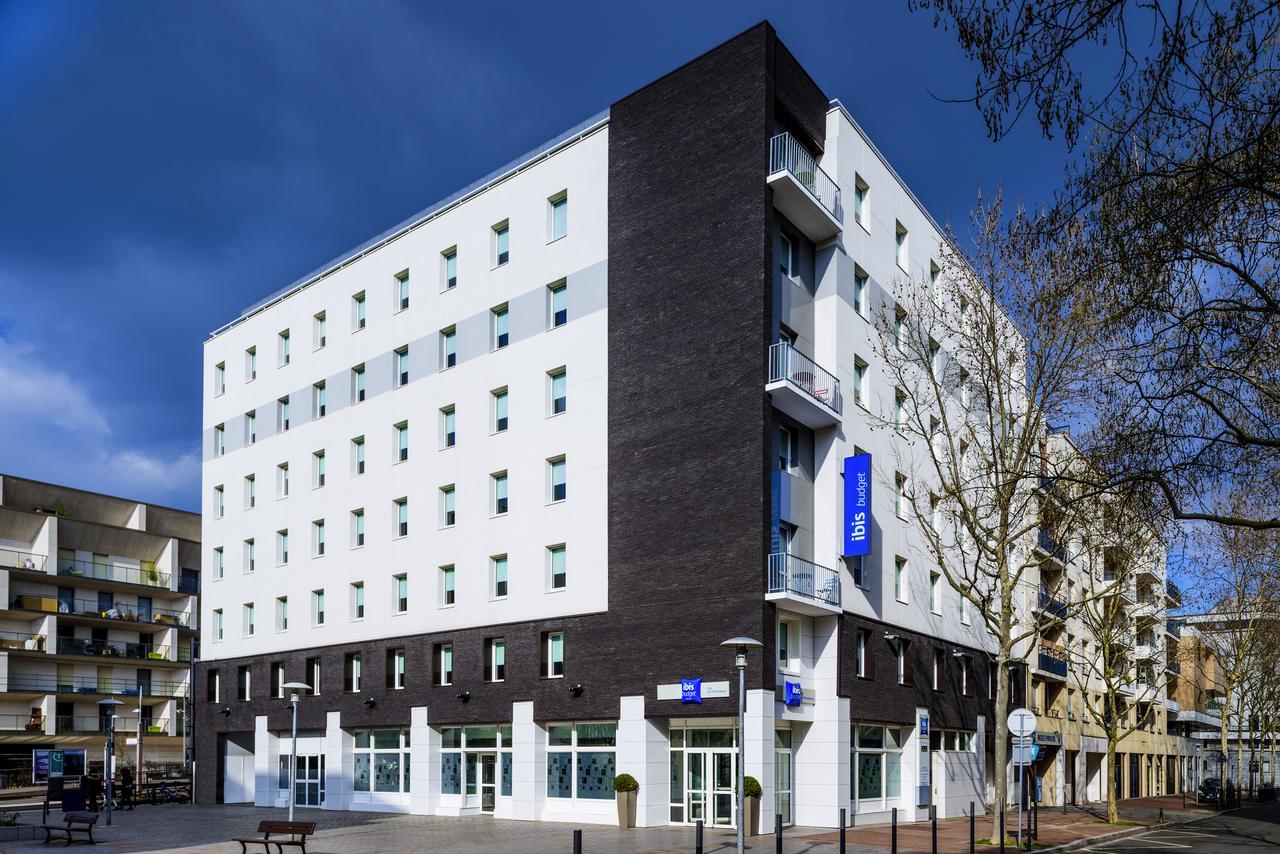 Ibis Budget Issy Les Moulineaux Paris Ouest Hotel Exterior photo